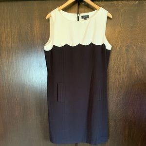 Tahari Size 14 Black & White Dress